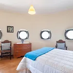 Moinho House