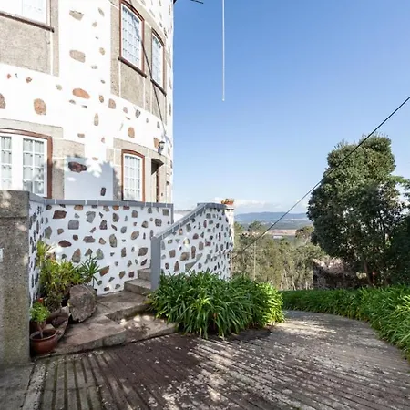 Moinho House *
